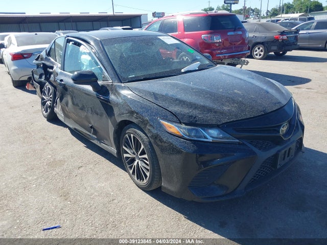 Toyota CAMRY SE 2018 4T1B11HK8JU666496 zdjęcie główne
