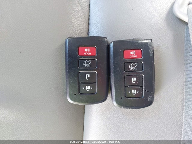 Toyota Highlander Xle 2019 5TDKZRFH0KS565994 Image 11