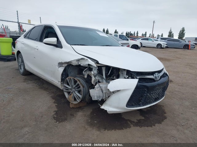 Toyota CAMRY SE 2015 4T1BF1FK6FU488616 zdjęcie główne