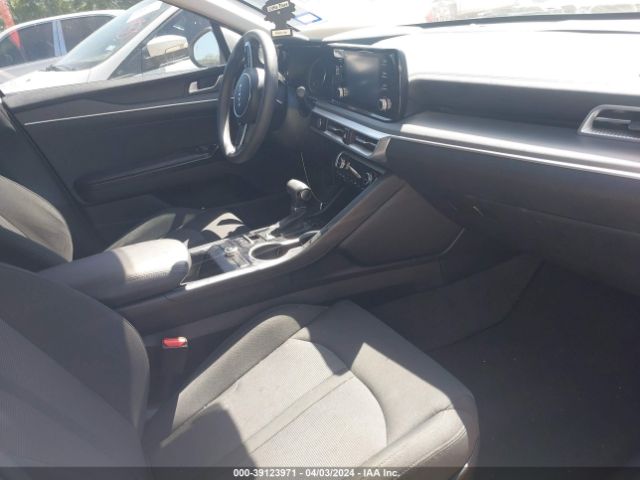 5XXG14J26NG134830 KIA K5 LXS