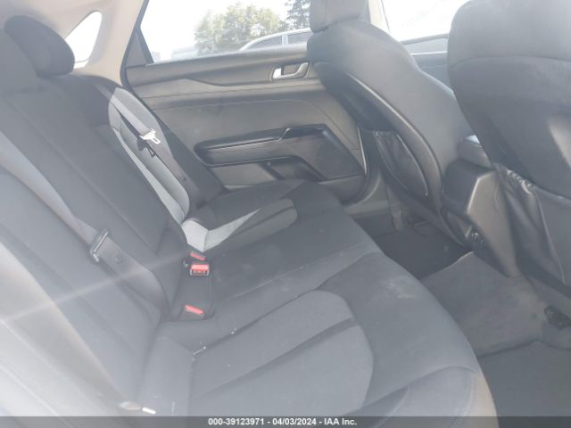 5XXG14J26NG134830 KIA K5 LXS