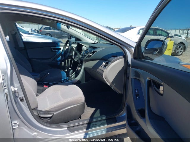 Hyundai ELANTRA SE 2015 5NPDH4AE0FH614523 Image 5