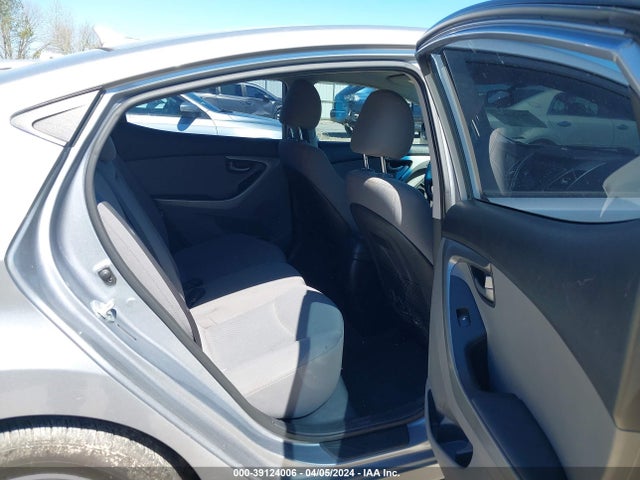 Hyundai ELANTRA SE 2015 5NPDH4AE0FH614523 Image 8