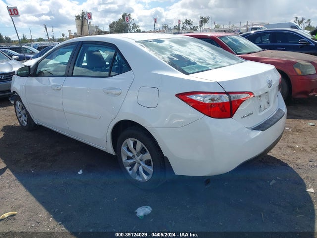 Toyota COROLLA LE 2016 5YFBURHE7GP476540 Image 3