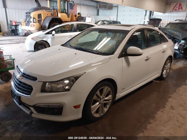 Chevrolet CRUZE LTZ 2015 1G1PG5SB0F7124123 Image 2