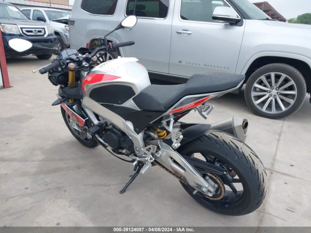 2017 APRILIA TUONO ZD4KGU009HS000322 Photo 2