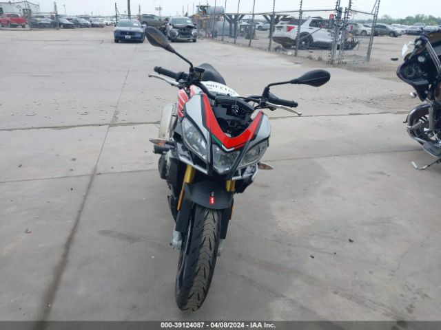 2017 APRILIA TUONO ZD4KGU009HS000322 Photo 4