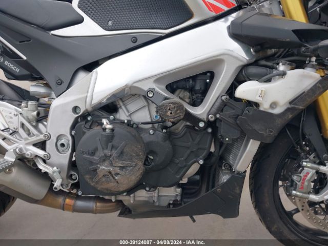 2017 APRILIA TUONO ZD4KGU009HS000322 Photo 7