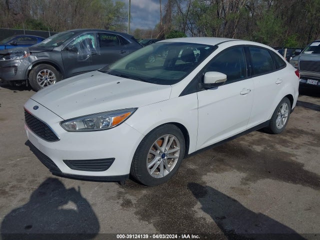 Ford FOCUS SE 2017 1FADP3F25HL277038 Image 2