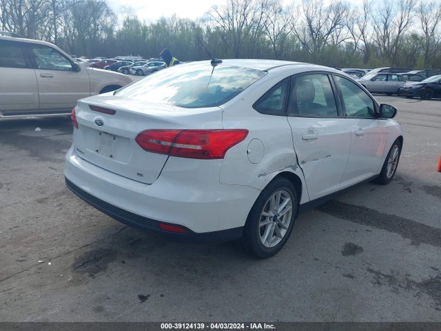Ford FOCUS SE 2017 1FADP3F25HL277038 Image 4