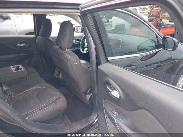 Jeep Cherokee Latitude 2016 1C4PJLCS1GW363585 Image 8