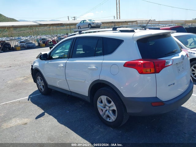 Toyota RAV4 LE 2014 2T3ZFREV3EW110655 Image 3