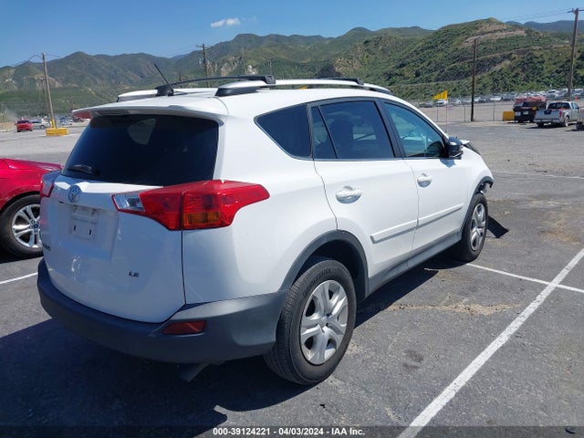 Toyota RAV4 LE 2014 2T3ZFREV3EW110655 Image 4