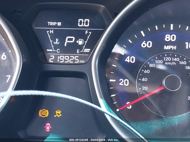 Hyundai ELANTRA SE 2016 5NPDH4AE3GH749027 Image 16