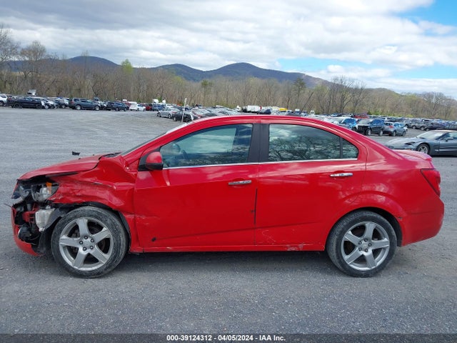 Chevrolet Sonic Ltz Auto 2015 1G1JE5SB7F4201499 Image 15