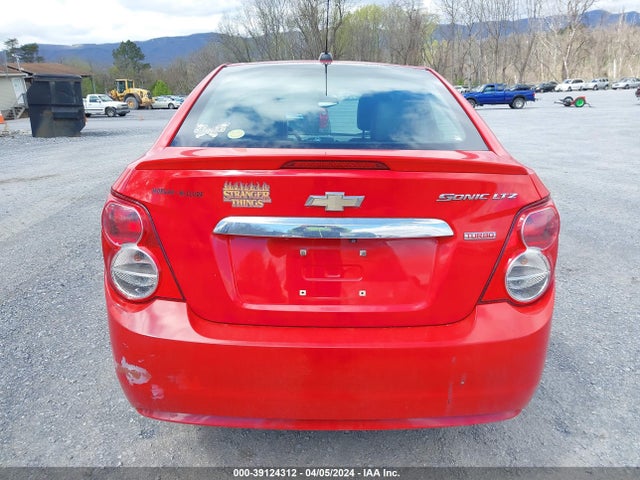 Chevrolet Sonic Ltz Auto 2015 1G1JE5SB7F4201499 Image 17