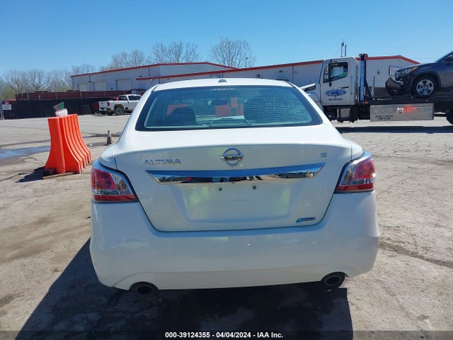 Nissan Altima 2.5 S 2014 1N4AL3AP0EC170671 Image 16