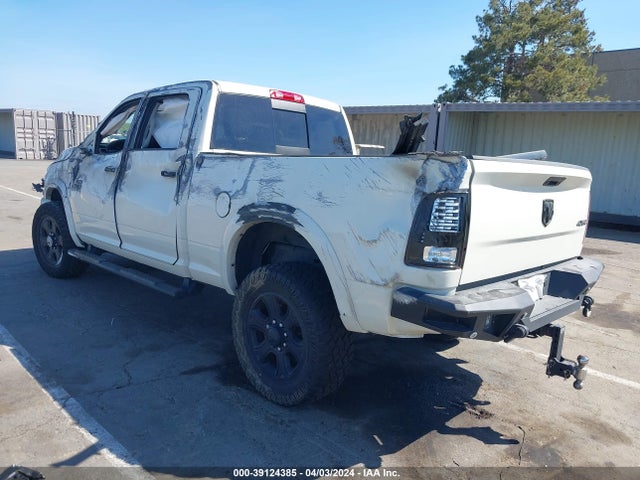 3C6UR5FL2JG418778 RAM 2500 Laramie  4x4 6'4 Box