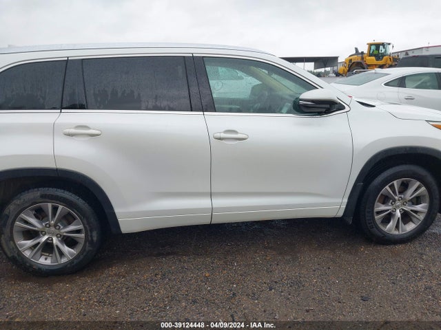 Toyota Highlander Xle V6 2015 5TDKKRFHXFS090977 Image 13
