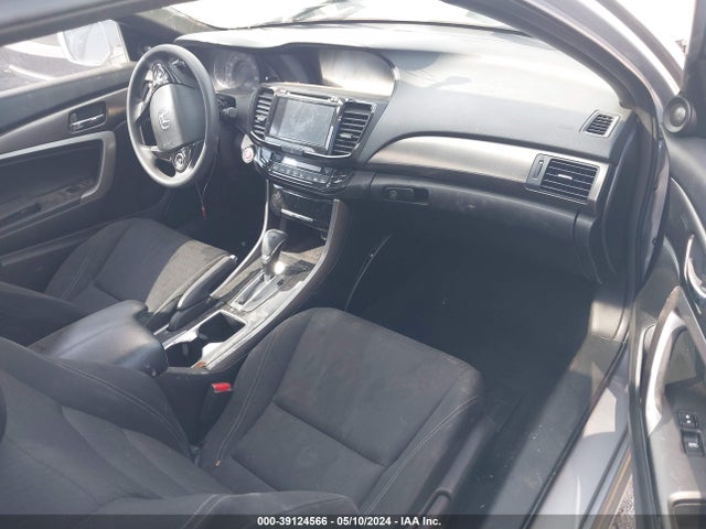 Honda ACCORD EX 2017 1HGCT1B72HA006250 Image 5