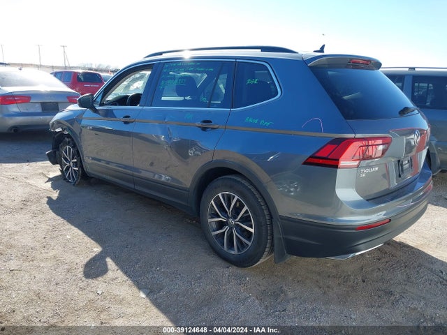 3VV2B7AX4KM181726 Volkswagen Tiguan 2.0t Se/2.0t Sel/2.0t Sel R-line/2.0t Sel R-line Black