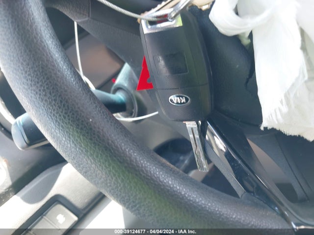 KIA Sedona L 2018 KNDMA5C10J6376468 Image 10