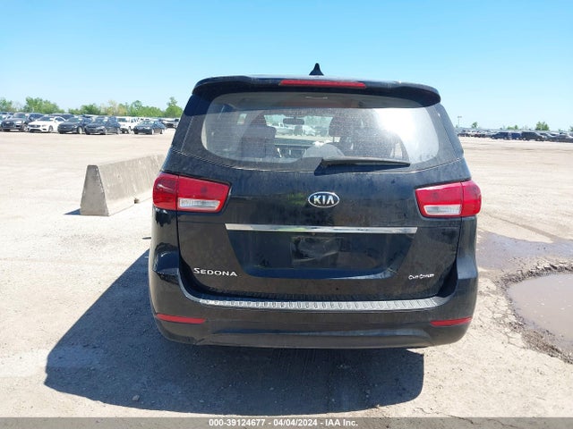 KIA Sedona L 2018 KNDMA5C10J6376468 Image 15