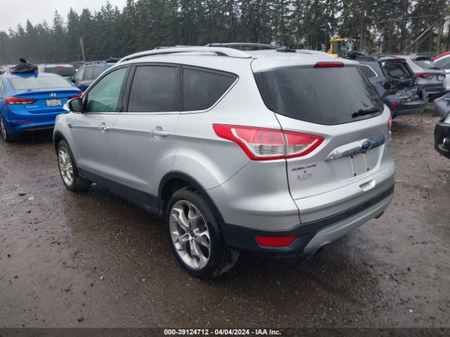 1FMCU0J91EUA21692 Ford Escape Titanium