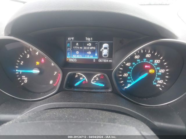 1FMCU0J91EUA21692 Ford Escape Titanium