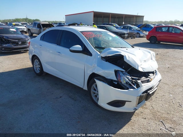 Chevrolet Sonic Lt Auto 2018 1G1JD5SH9J4116731 main image