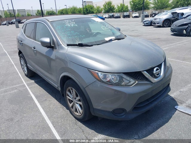 Nissan Rogue Sport S 2017 JN1BJ1CP5HW029610 main image