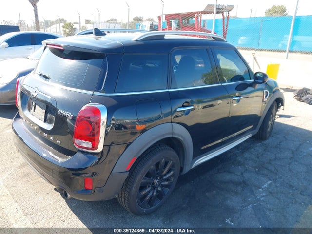 2017 MINI COUNTRYMAN WMZYT3C37H3D98242 Photo 3