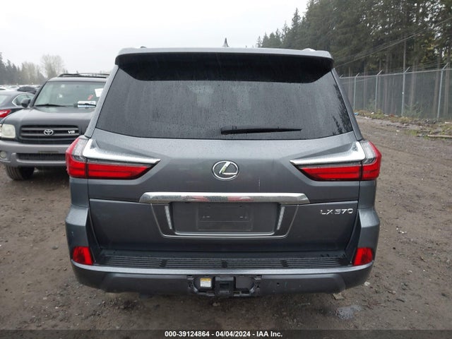 Lexus Lx 570 Three-row 2018 JTJHY7AX9J4277897 Image 17