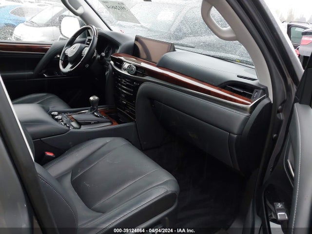 Lexus Lx 570 Three-row 2018 JTJHY7AX9J4277897 Image 5