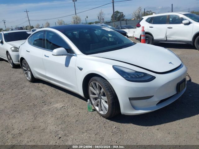 Auction sale of the 2018 Tesla Model 3 Long Range/mid Range, vin: 5YJ3E1EAXJF049151, lot number: 39124896