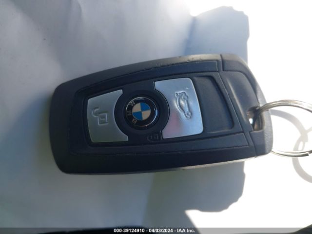 WBA3B1C55FK136820 BMW 320i