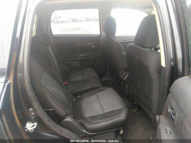 JA4AD2A37LZ046397 Mitsubishi Outlander Es 2.4