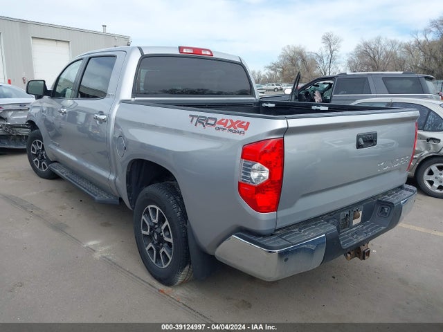 5TFHY5F17FX429225 Toyota Tundra Limited 5.7l V8