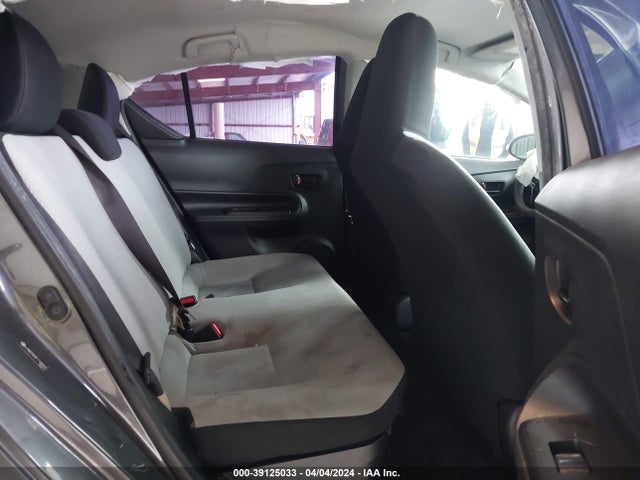 Toyota Prius C One 2015 JTDKDTB35F1106906 Image 8