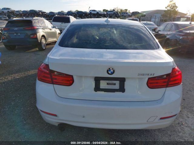 WBA3B1C56EP679448 BMW 320i