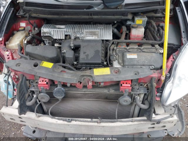 JTDKN3DU1E1775529 Toyota Prius Two