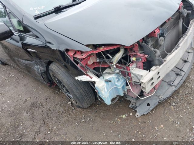 JTDKN3DU1E1775529 Toyota Prius Two
