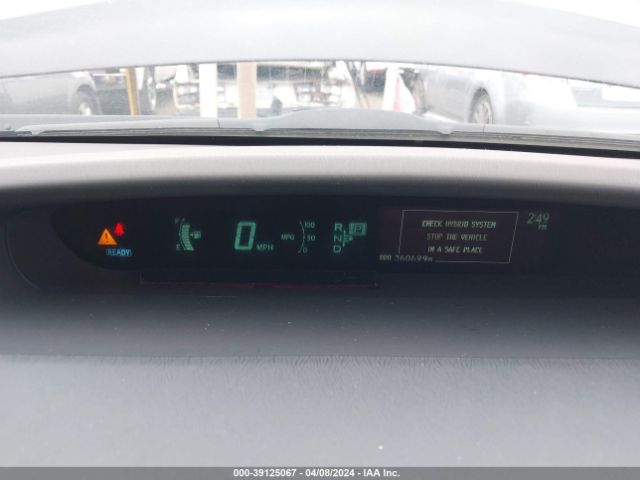 JTDKN3DU1E1775529 Toyota Prius Two