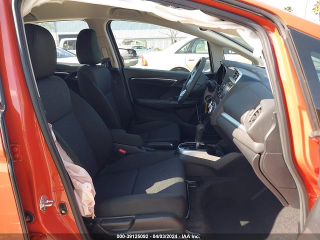Honda FIT LX 2019 3HGGK5H49KM723134 Image 5