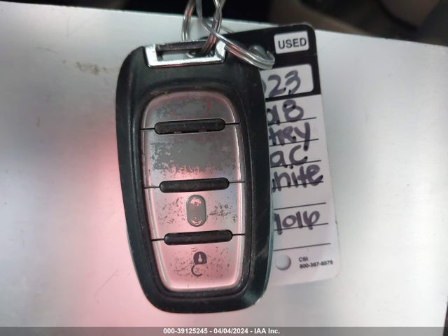 2C4RC1CG1JR159016 Chrysler Pacifica Lx