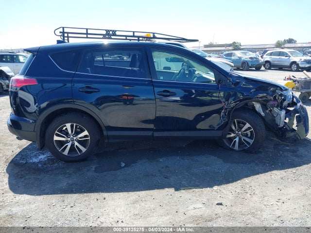 Toyota Rav4 Xle 2018 JTMWFREV7JD130773 Image 13