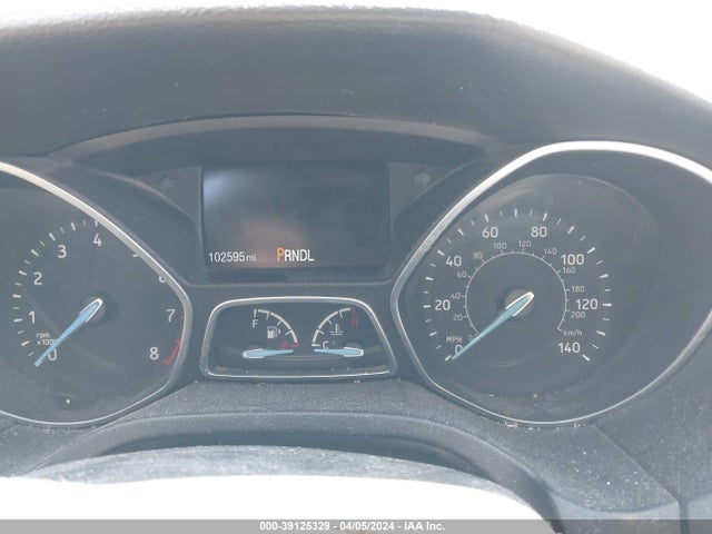 Ford FOCUS SE 2015 1FADP3F25FL257188 Image 7