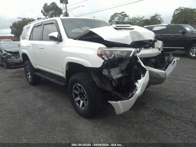 Toyota 4runner Trd Off Road 2018 JTEBU5JR0J5574136 zdjęcie główne