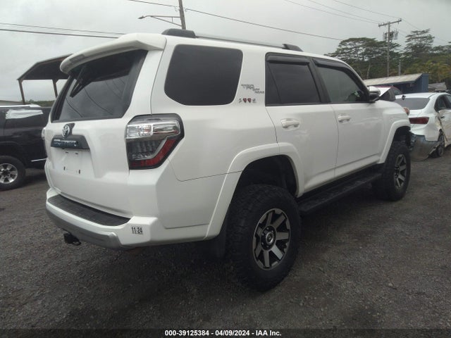 Toyota 4runner Trd Off Road 2018 JTEBU5JR0J5574136 Image 4