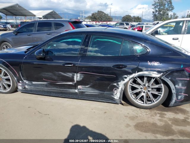 WP0AB2A71JL134764 Porsche Panamera 4s